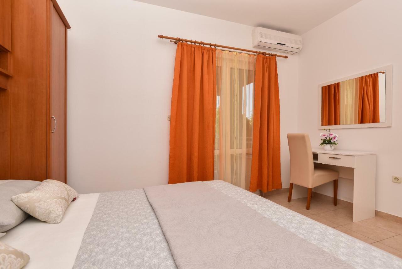 Villa Ivka Tucepi Luaran gambar